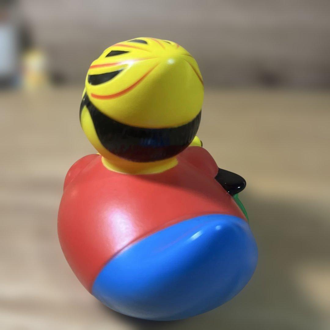 LILALU 自転車に乗るアヒル ラバーダック フィギュア — image 4