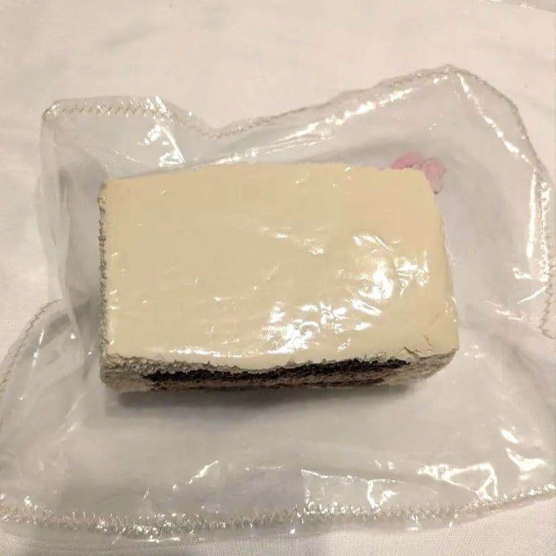 kikisquishy　キキ チョコケーキ L 純泥 ボヤボヤ ロゴ — image 3