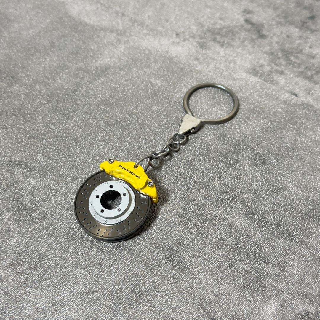 【極美品】Porsche ブレーキディスク キーホルダー イエロー — image 2