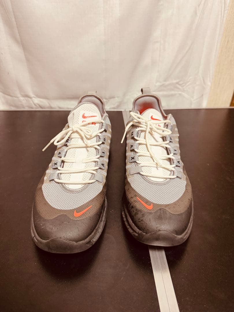 NIKE AIR MAX AXIS グレー ブラック スニーカー — image 5