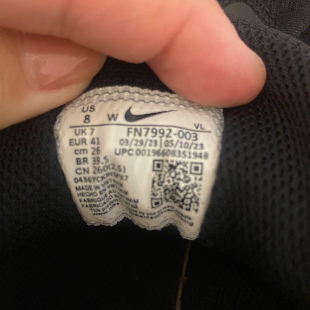 NIKE Winflo 10 ブラック 26センチ — image 2