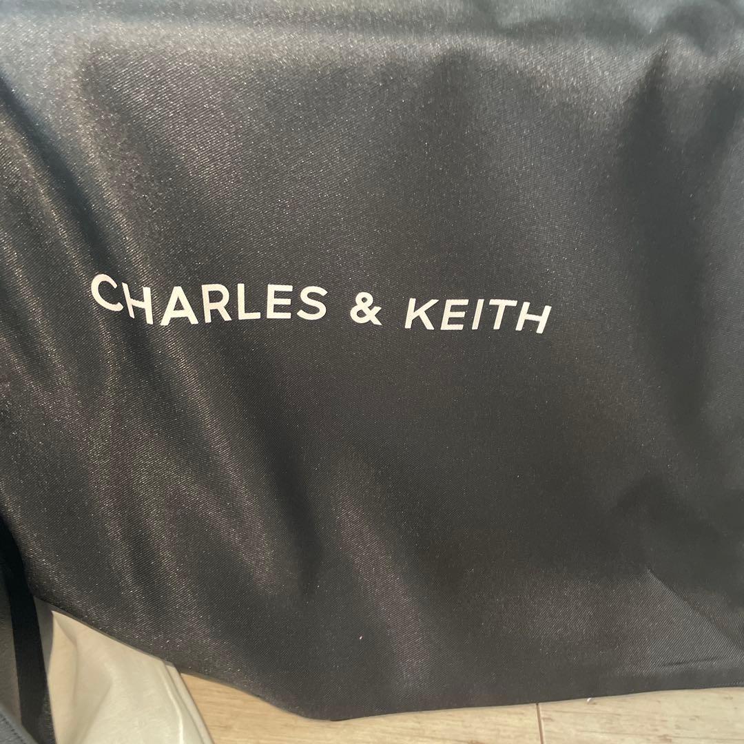 CHARLES & KEITHバック — image 2