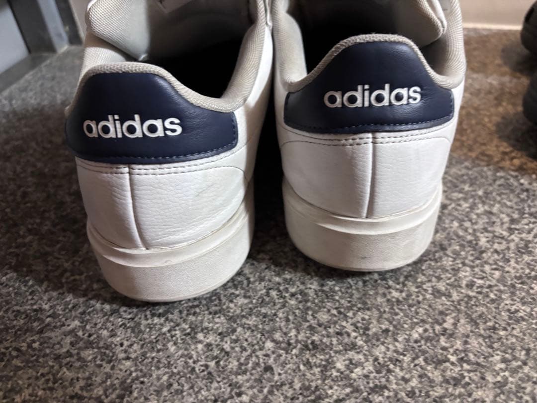 ま*さ様 adidas スニーカー ホワイト ネイビー＆グリーン — image 2