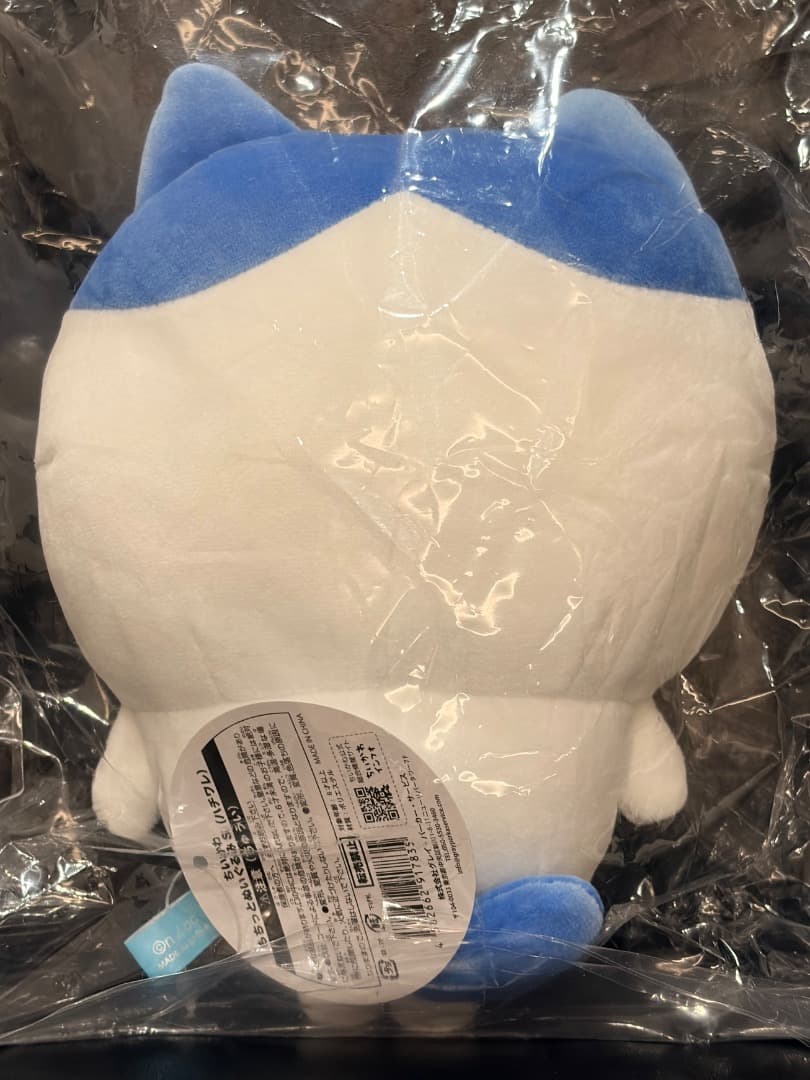 新品 ちいかわ もちっとぬいぐるみ S ハチワレ — image 2