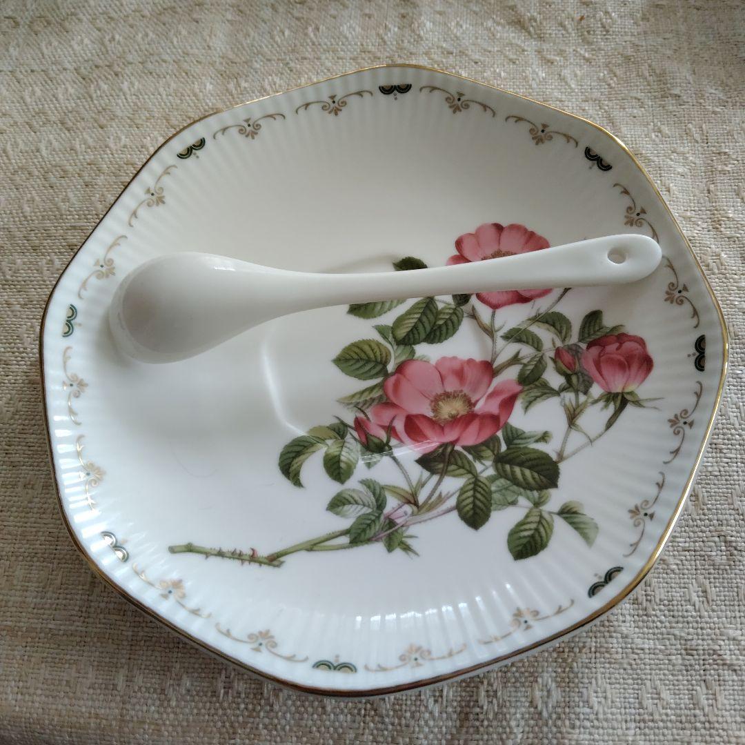 Marui Clay & Ceramics 薔薇柄 皿 スプーン付 — image 2