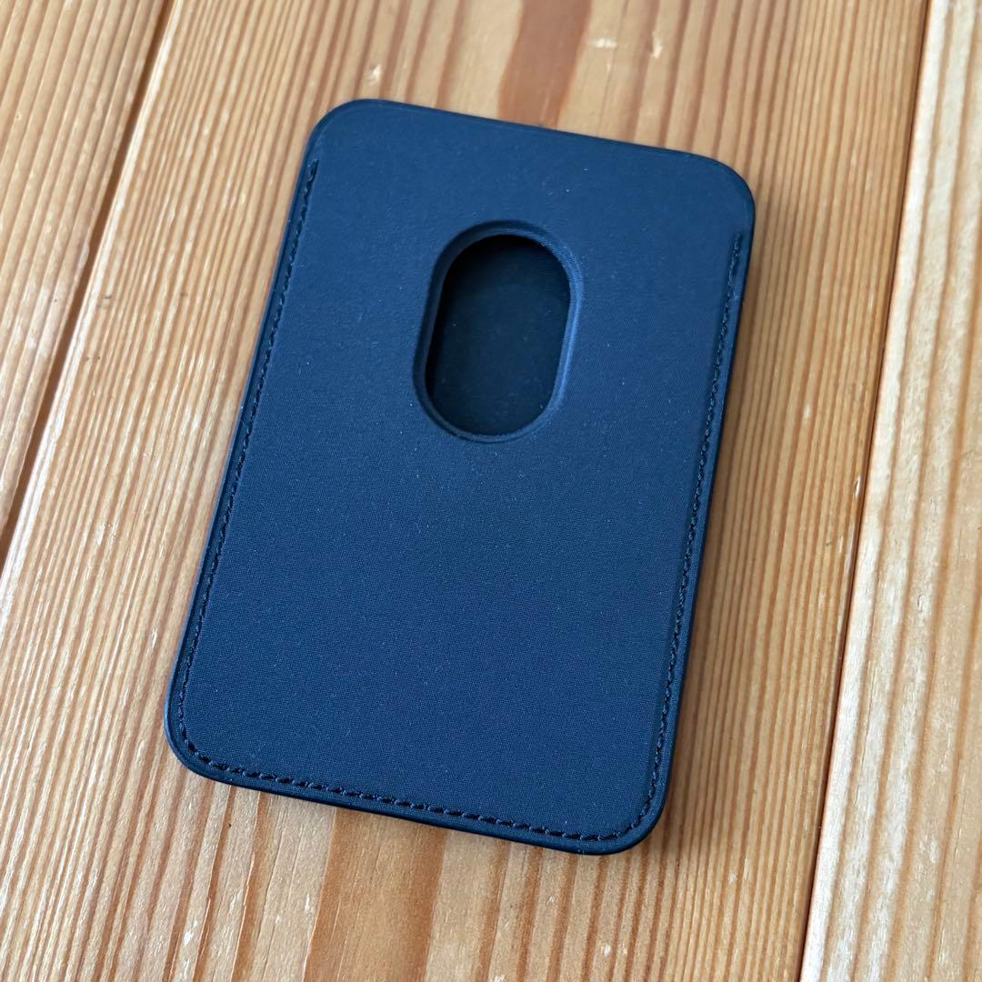 Apple 純正 MagSafe対応iPhoneファインウーブンウォレット 黒 — image 5