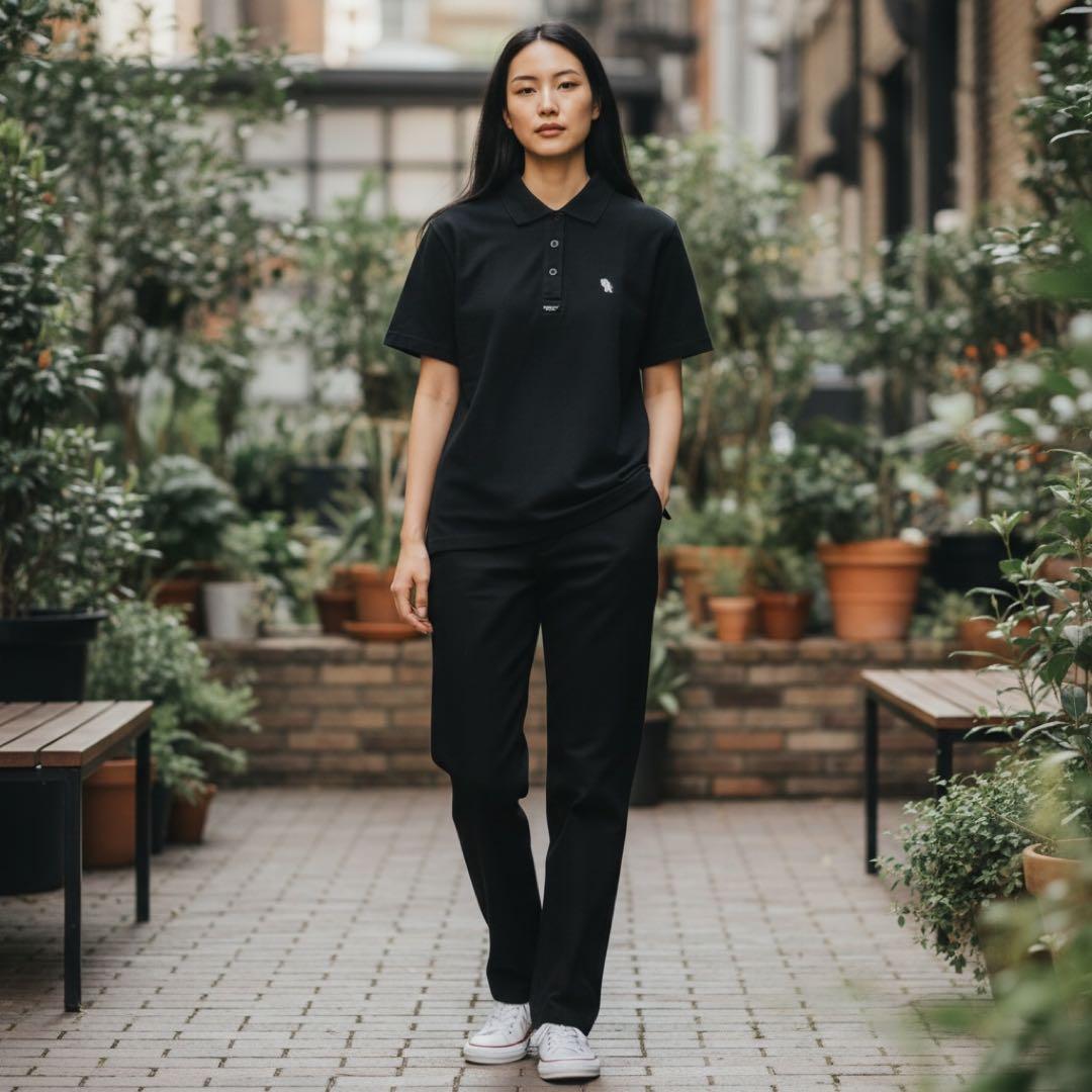 美品✨ DKNY ダナキャラン ポロシャツ ブラック 半袖 ゴルフ 人気 刺繍 — image 2