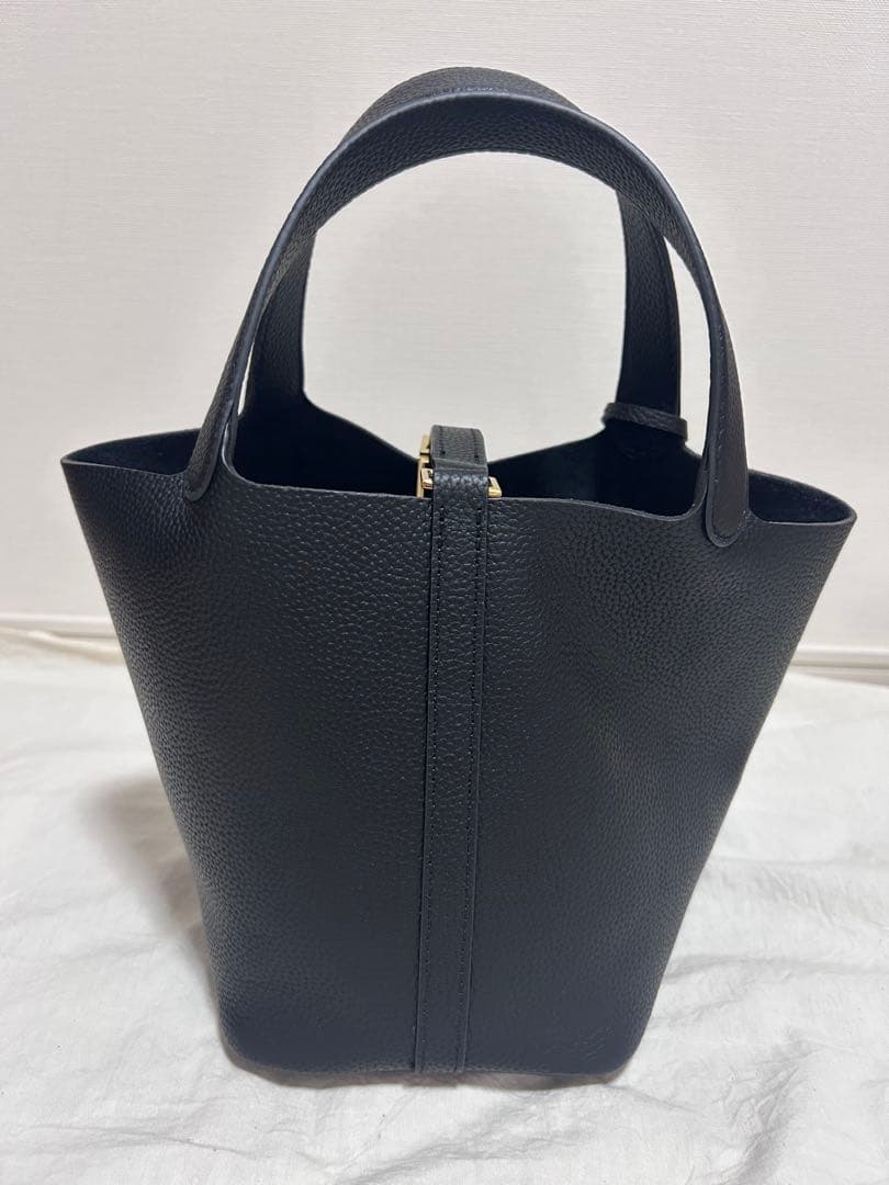 【新品未使用】本革キューブバッグゴールド鍵付き — image 2