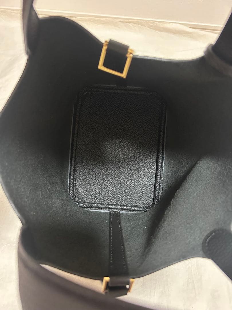 【新品未使用】本革キューブバッグゴールド鍵付き — image 4