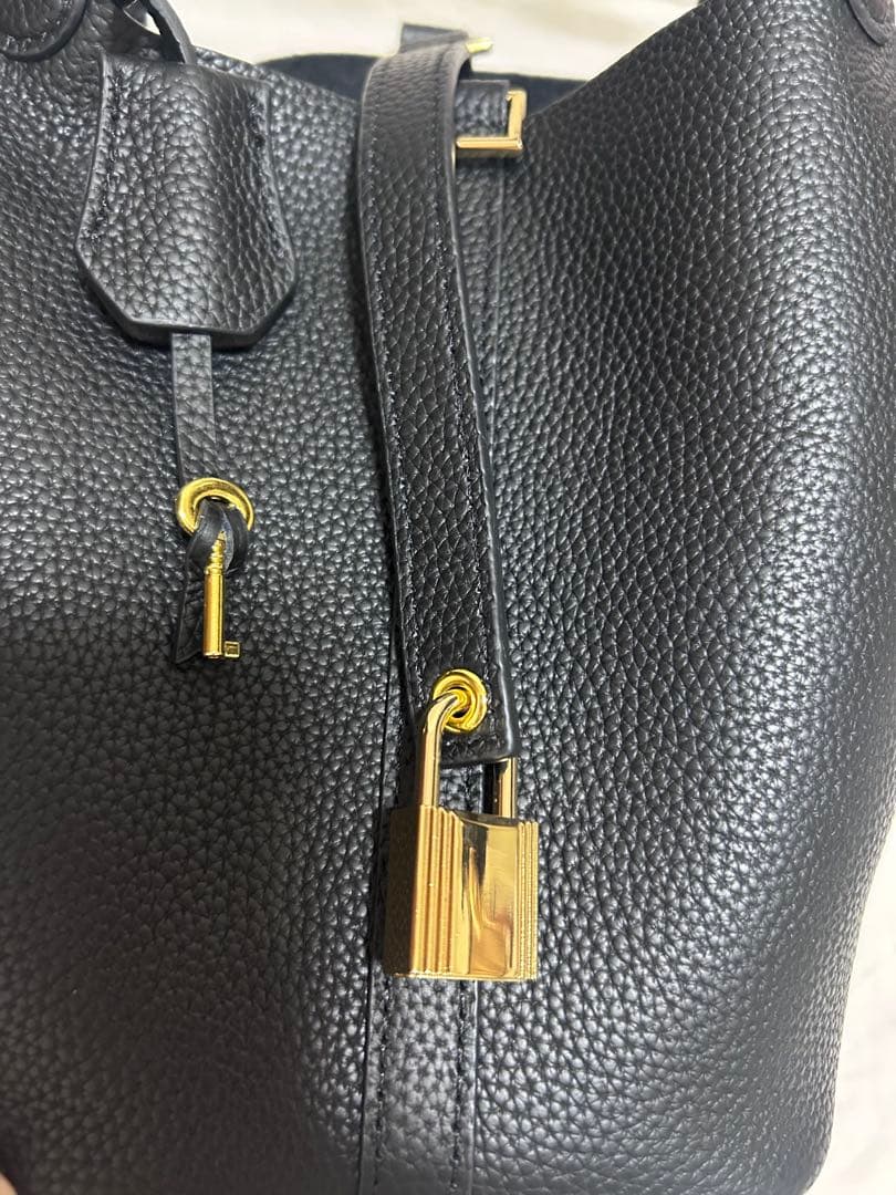 【新品未使用】本革キューブバッグゴールド鍵付き — image 5