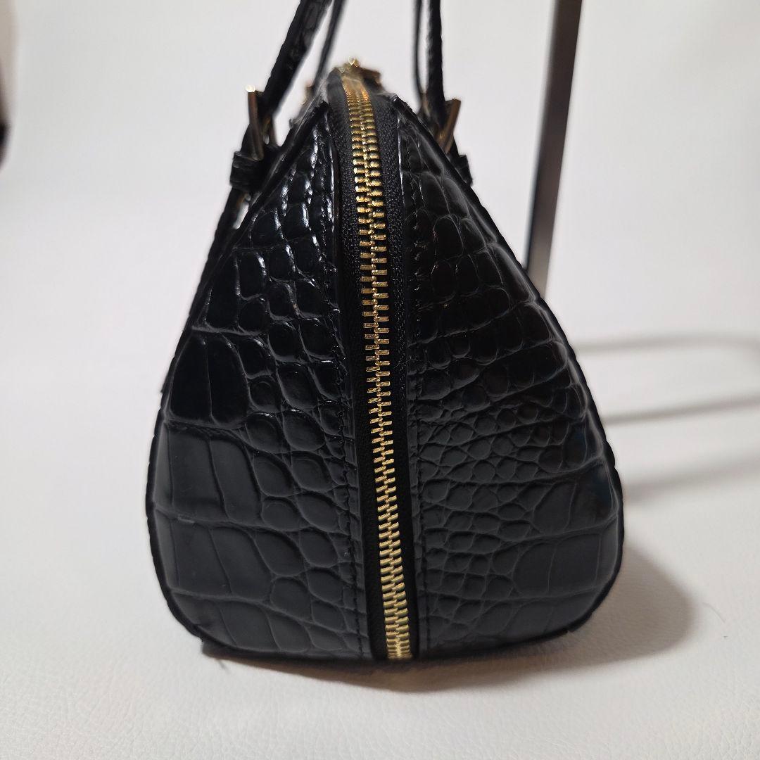 【美品】ファルチニューヨーク　カーフクロコ型押しレザーショルダーバッグ — image 4