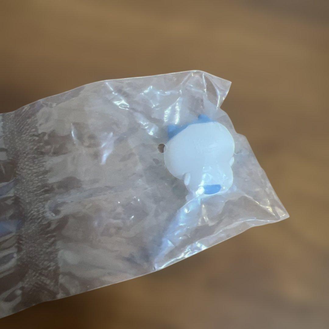 ちいかわ　ハグコット　ケーブルアクセサリー　ハチワレ — image 2