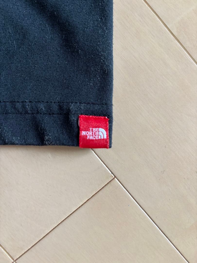 THE NORTH FACE カモフラロゴ Tシャツ — image 5