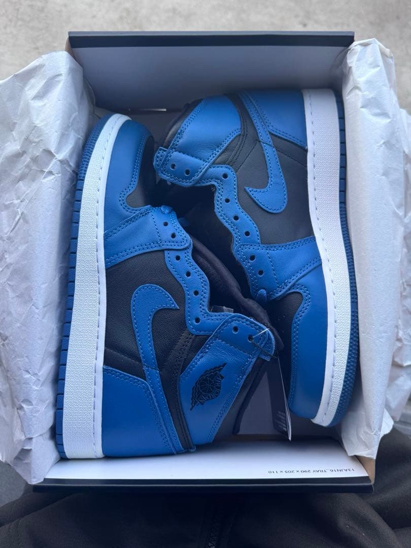 NIKE Air Jordan 1 Retro High OG — image 3