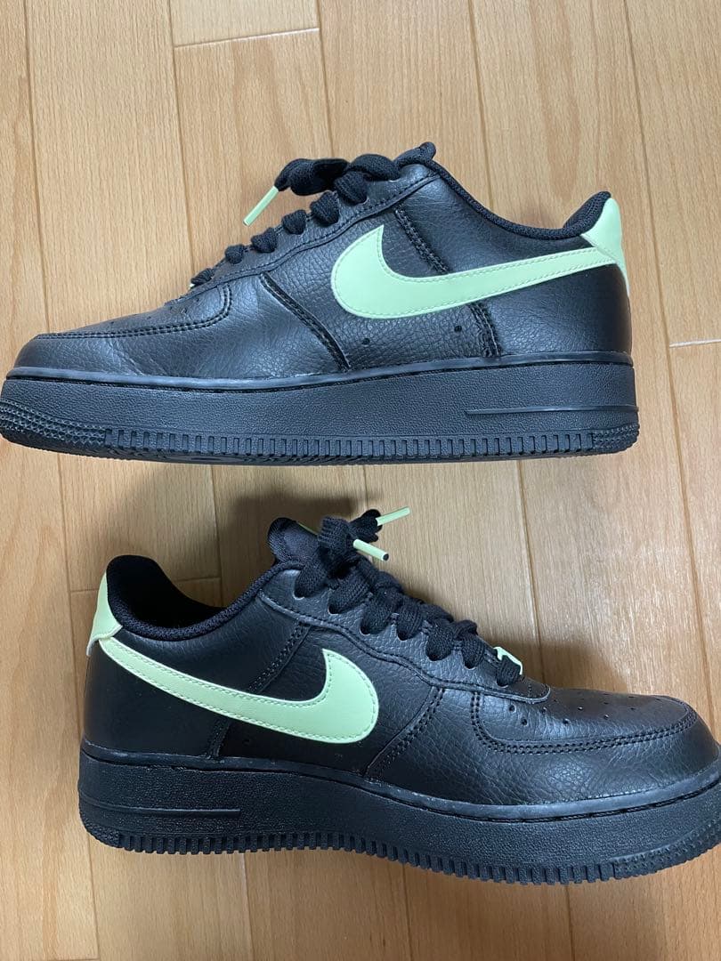 限定値下　NIKE ナイキ　エアフォース1 ブラック　グリーン　24.5センチ — image 2