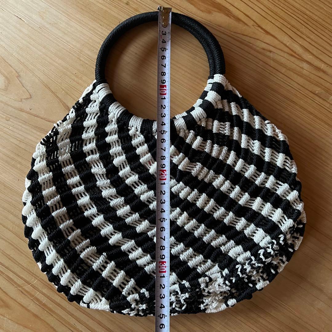 【美品】編みバッグ 手提げバッグ モノトーン 黒白 ハンドメイド — image 5
