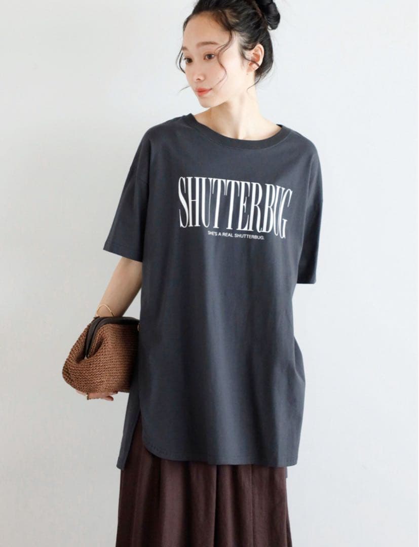【新品・タグ付】SHUTTERBUGロゴTシャツ/BONJOUR SAGAN — image 2