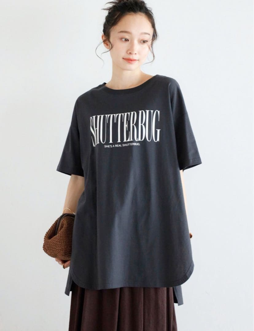 【新品・タグ付】SHUTTERBUGロゴTシャツ/BONJOUR SAGAN — image 3