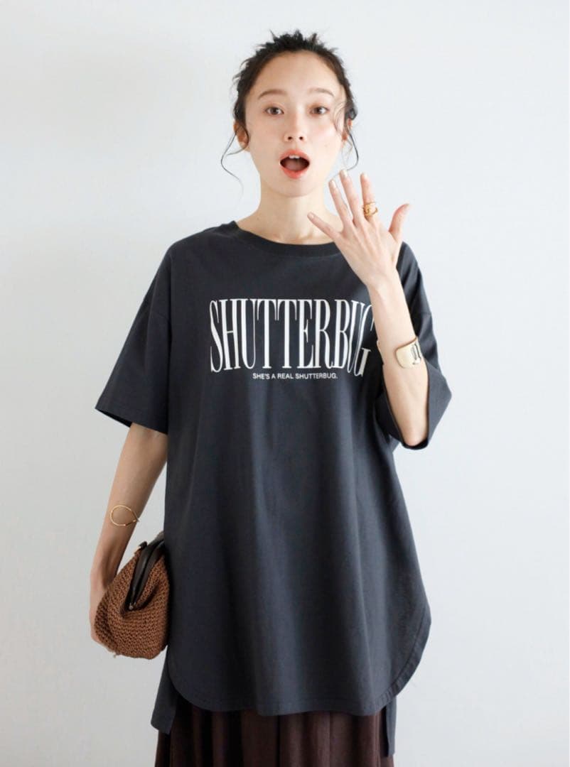 【新品・タグ付】SHUTTERBUGロゴTシャツ/BONJOUR SAGAN — image 4