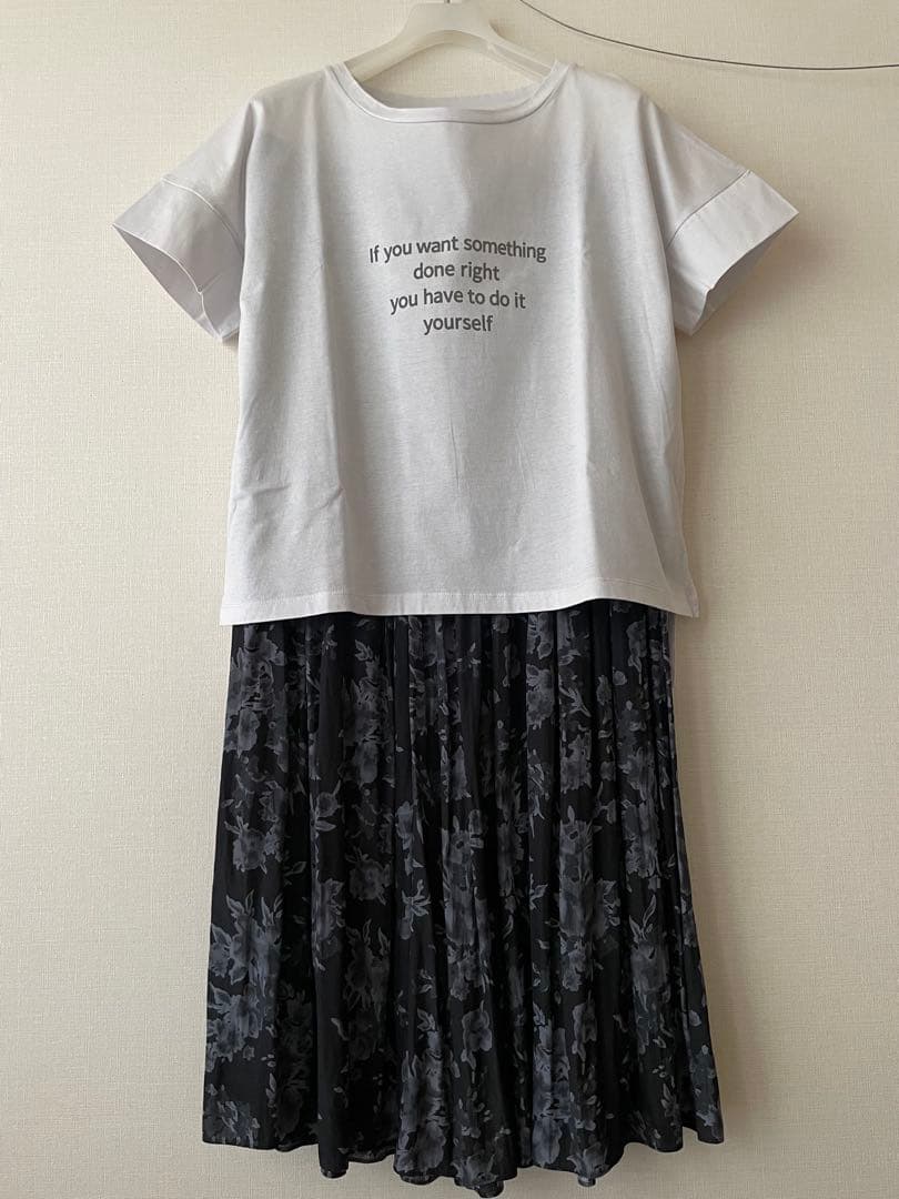 カットソー　半袖Tシャツ/コットンTシャツ　【美品です】 — image 5