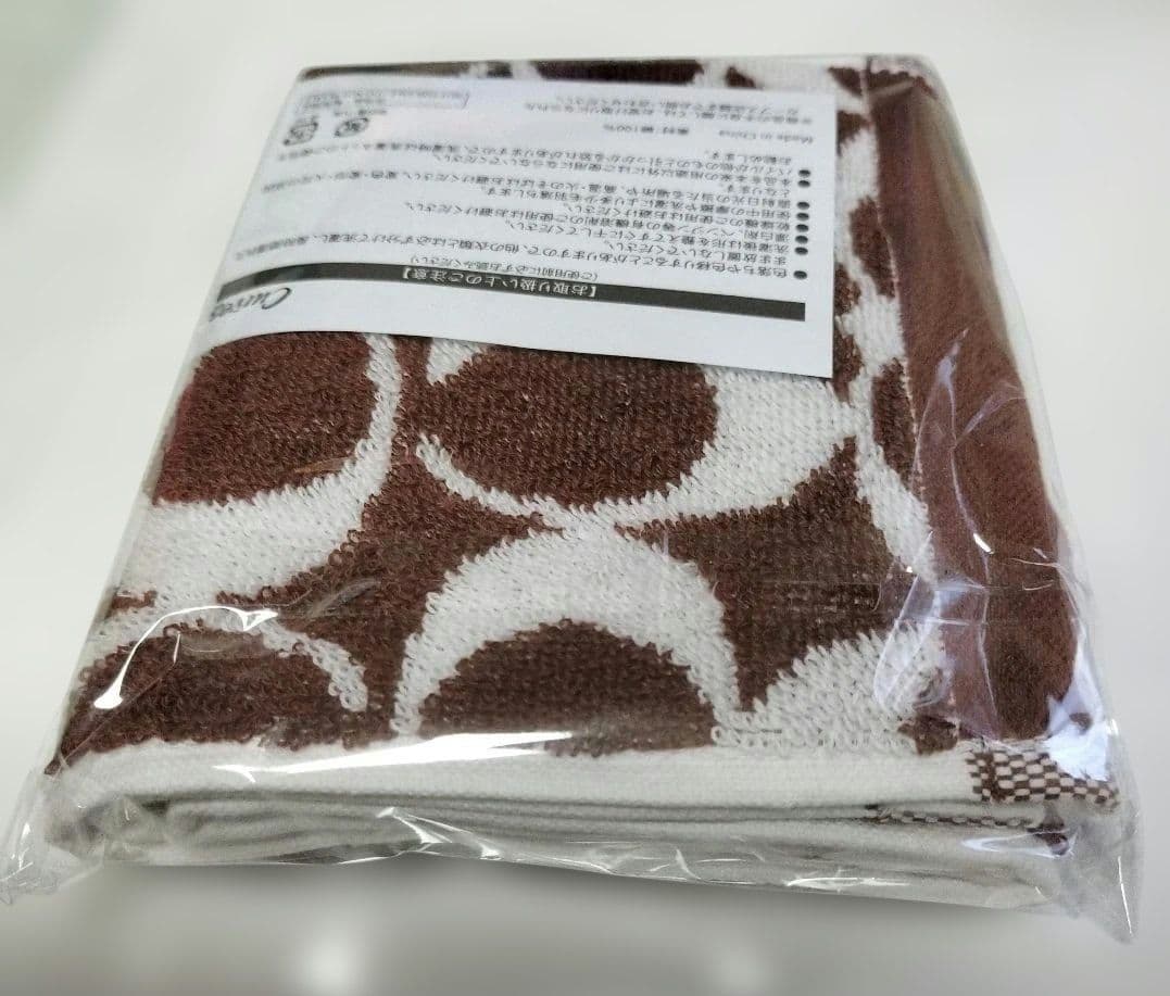 COACH カーブススポーツタオル — image 4