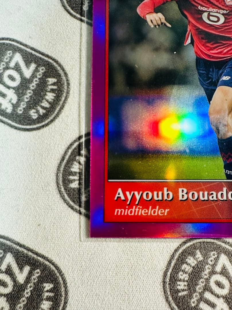Topps MERLIN Ayyoub Bouaddi ピンク199シリ — image 4