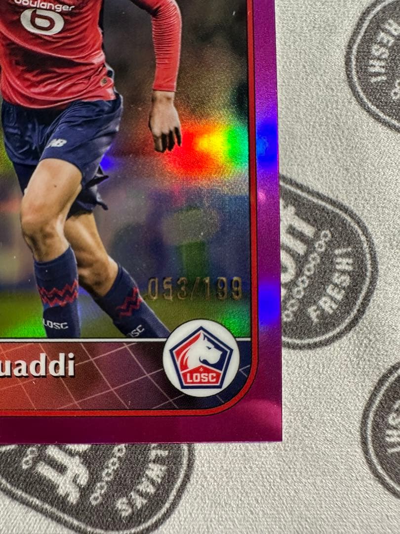 Topps MERLIN Ayyoub Bouaddi ピンク199シリ — image 5