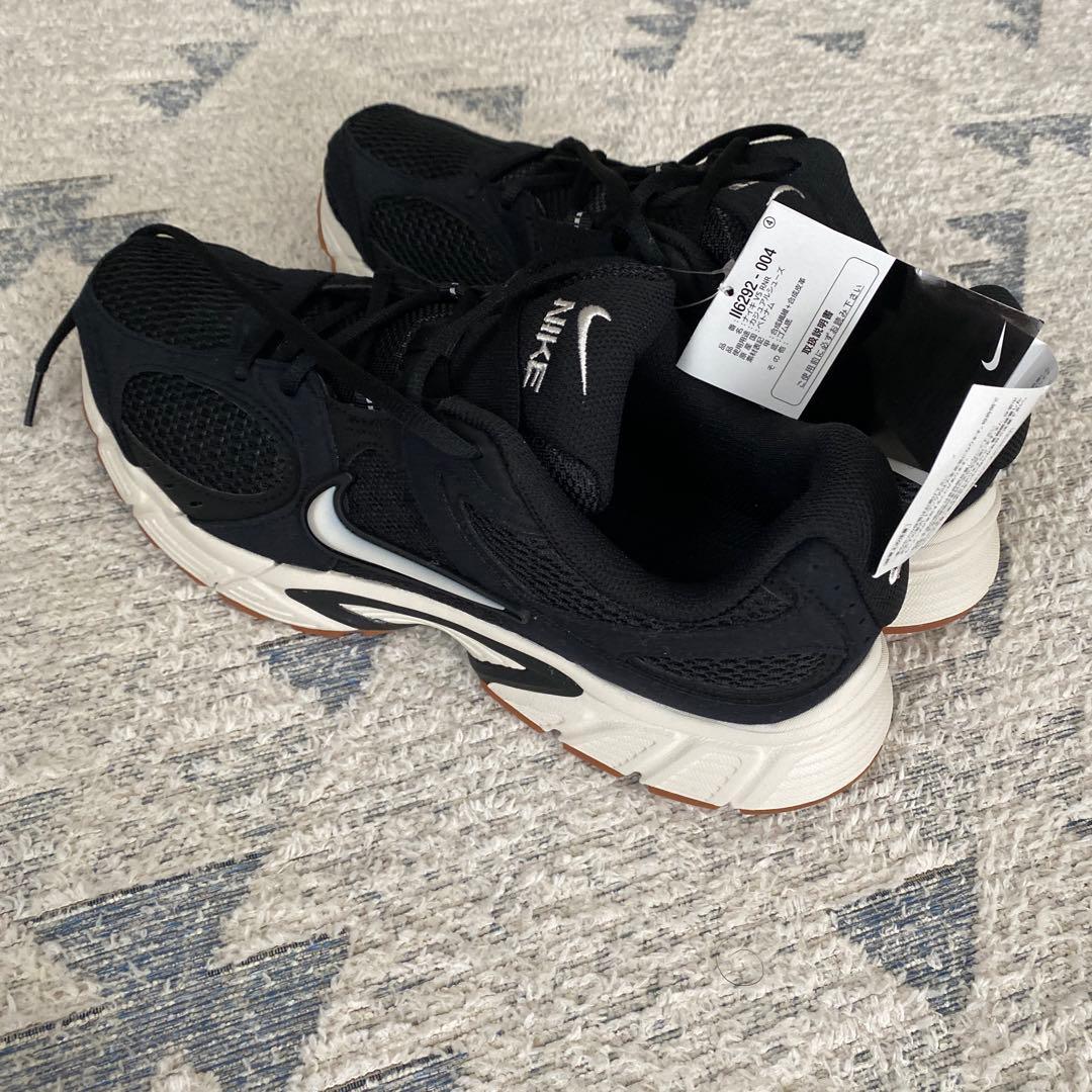 NIKE V5 RNR スニーカー ブラック 28cm 新品 — image 2