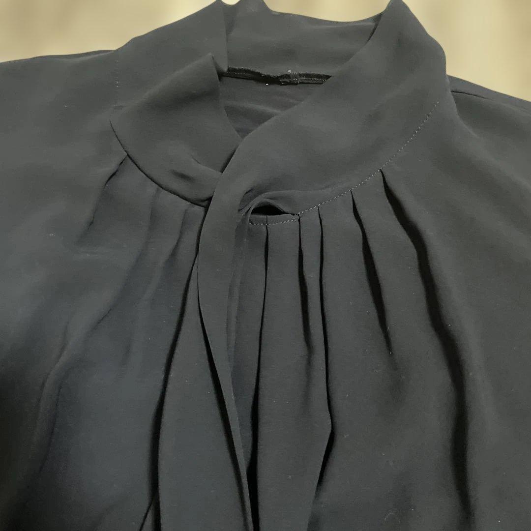 【美品】COMME CA ブラック ボウタイ ノースリーブ ブラウス — image 2