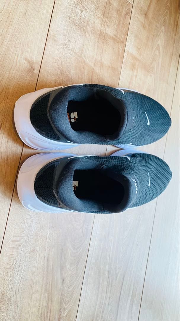 NIKE スリッポン スニーカー ブラック — image 3