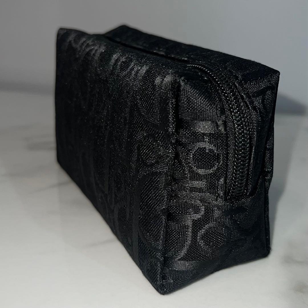 D トロッター柄 レディースポーチ ブラック　未使用 — image 2