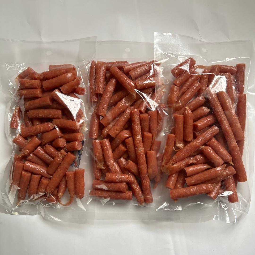 最安値　大人気‼️宮内ハム　国産牛肉と豚肉のサラミソーセージ250g×3袋 — image 2