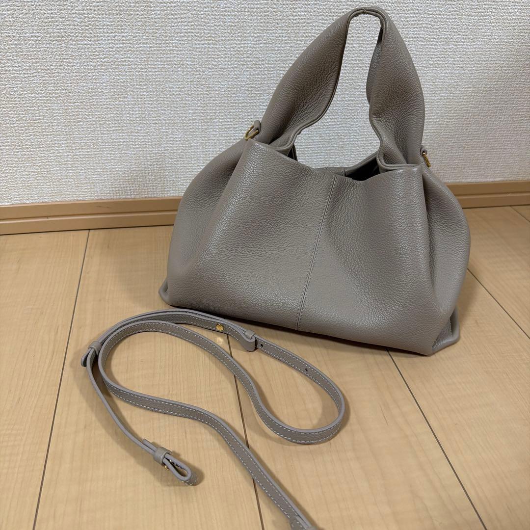 POLENE ポレーヌ　ハンドバッグ　餃子バッグ — image 3