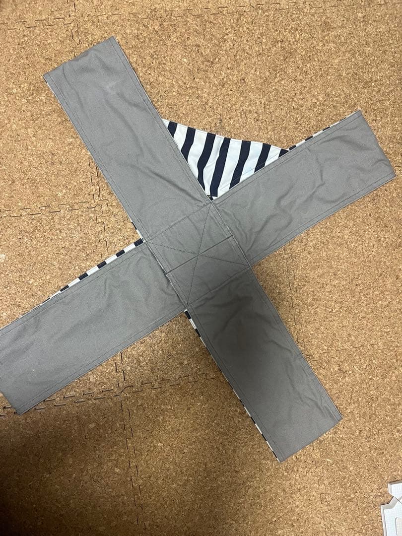 ストライプ柄 抱っこ紐 グレー — image 2