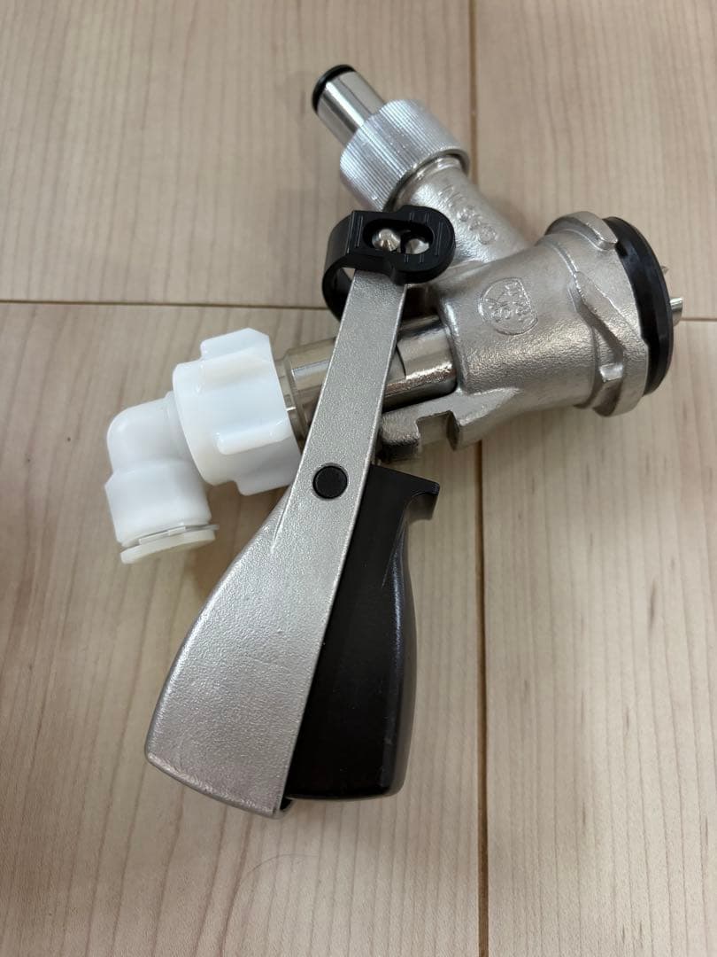 新品未使用 アサヒ ビールサーバーヘッド ディスペンスヘッド 黄ロゴ 業務用 — image 2
