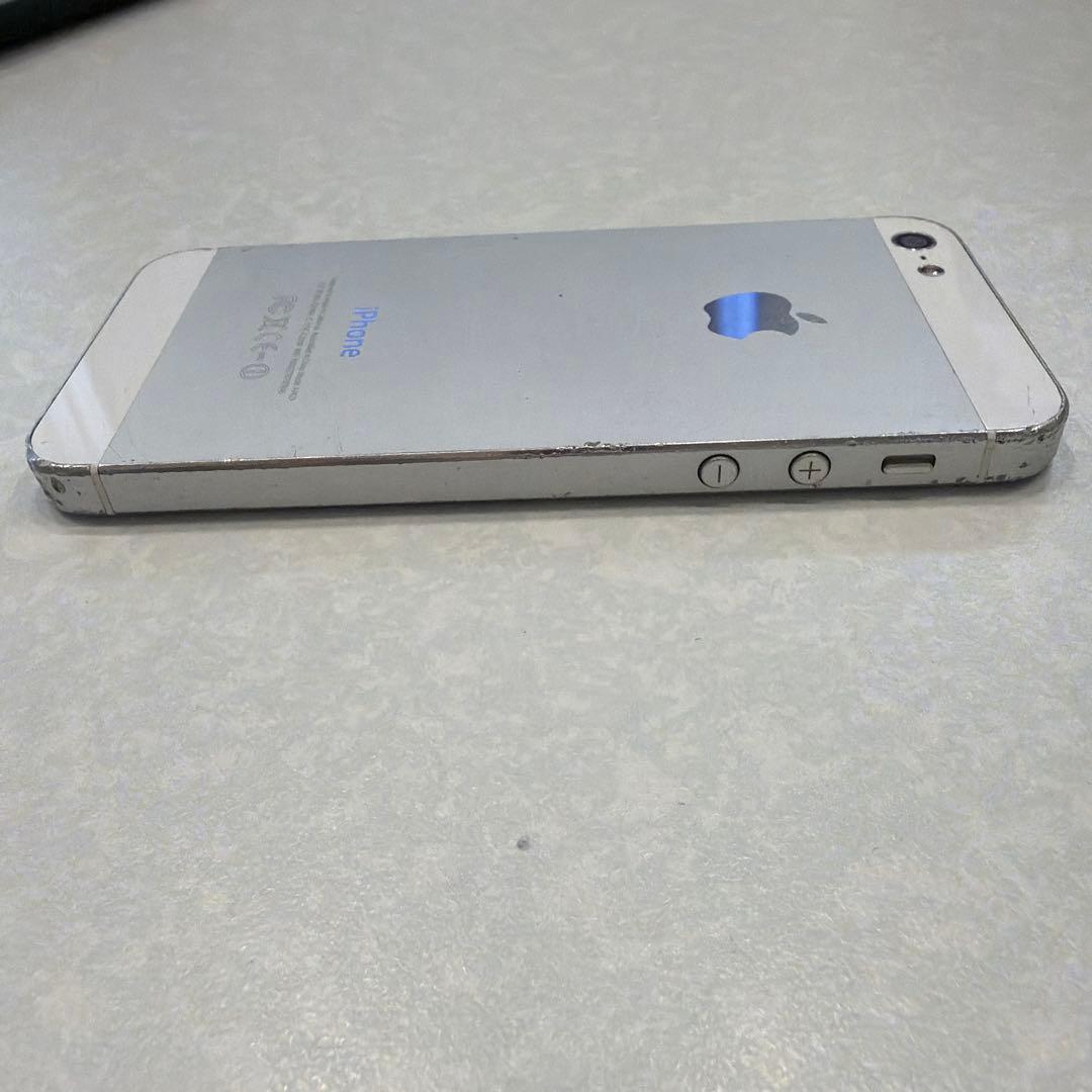 iPhone5 ジャンク品　箱つき — image 3