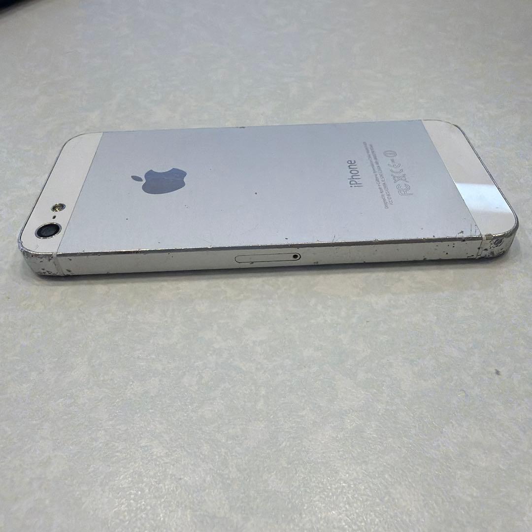 iPhone5 ジャンク品　箱つき — image 4