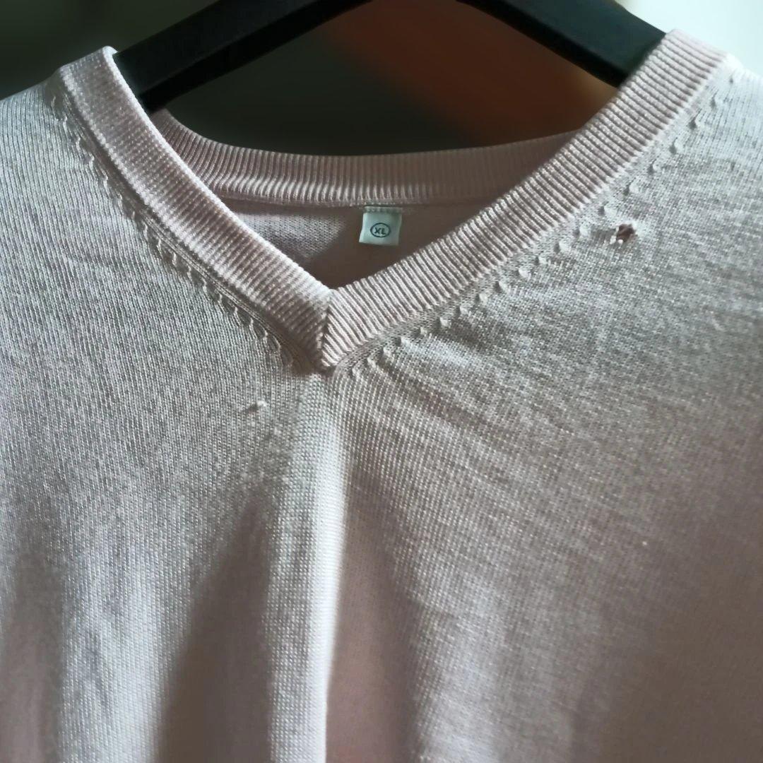 XL 穴ありユニクロ サマーニットVネック ライトピンク — image 4