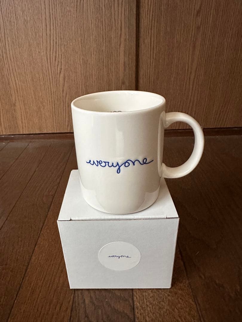 everyone j.30000 rooftop logo mug — image 2