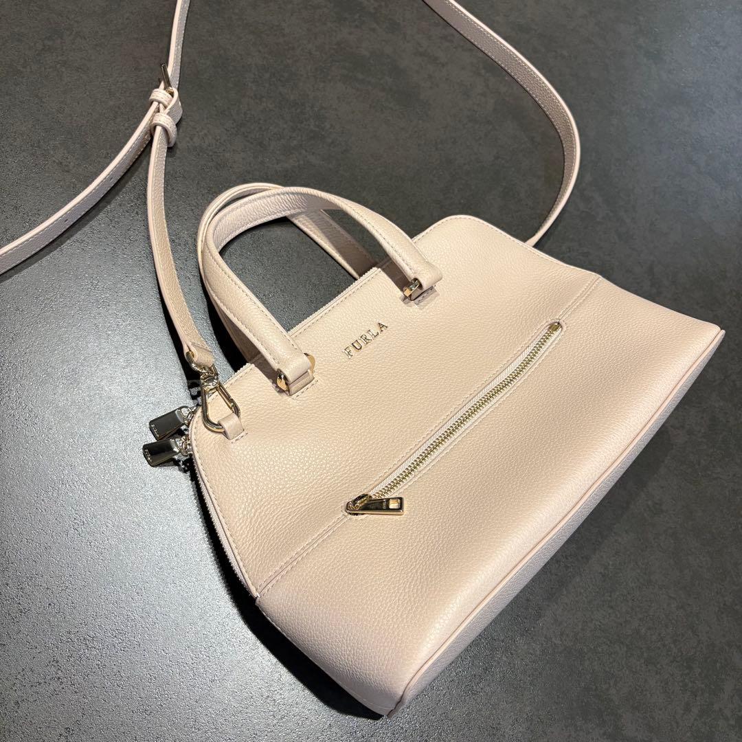 FURLA 2way ハンドバッグ ショルダー ベージュ — image 2