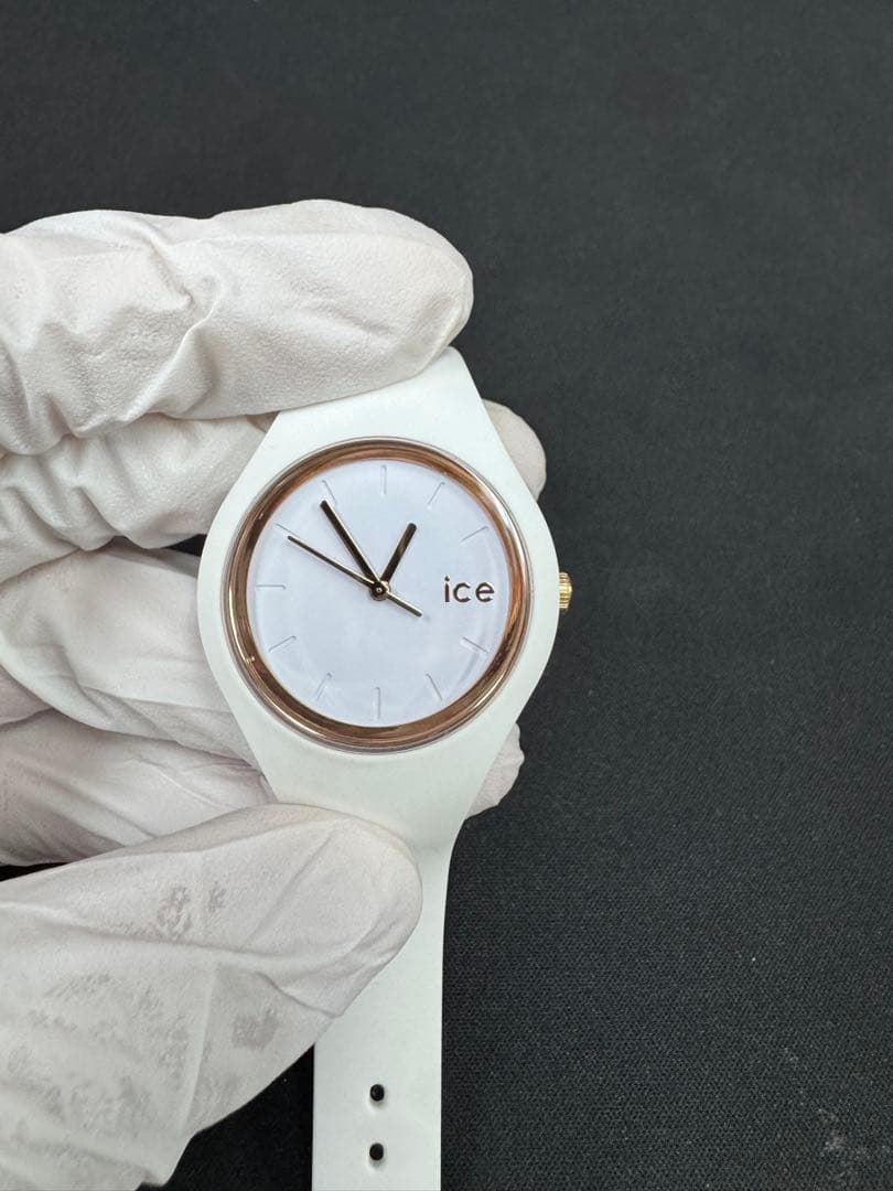 ice ホワイト シリコン アナログ時計 — image 4