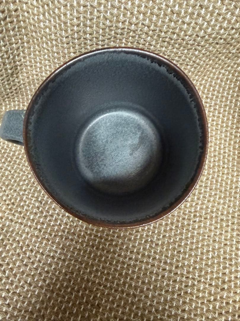 ケユカ陶器 マグカップ ブルーグレー 縁ブラウン — image 3