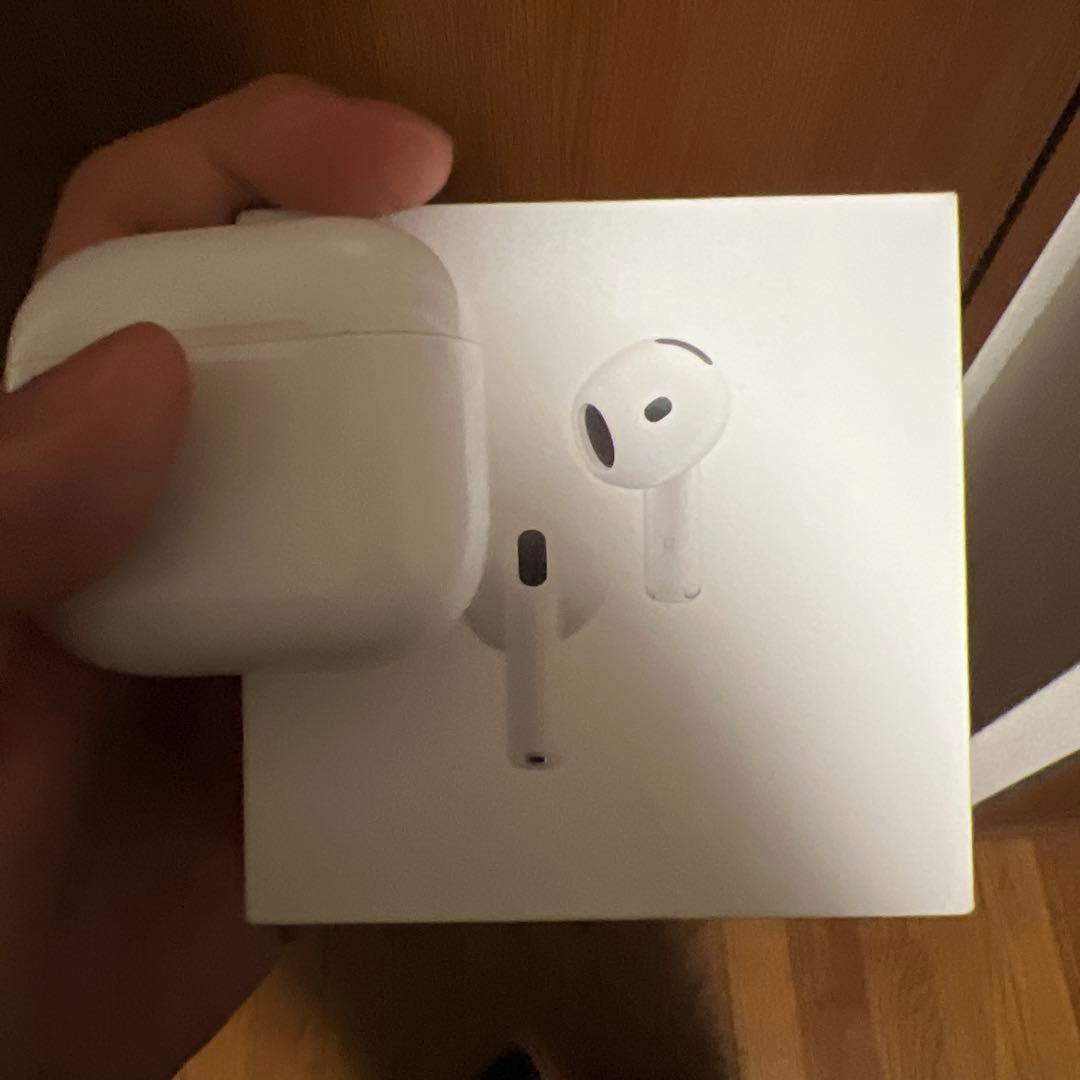 AirPods 4 ノイキャン付き　箱あり — image 3
