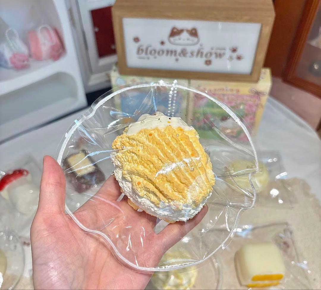 BloomingJapan マドレーヌ スクイーズ — image 3