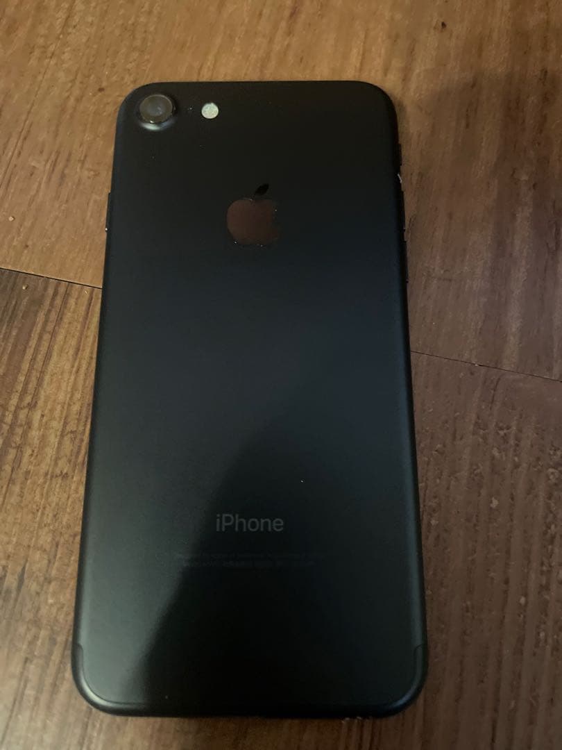 ⭐︎ジャンク⭐︎Apple iPhone 7 ブラック 本体32Ｇ — image 2