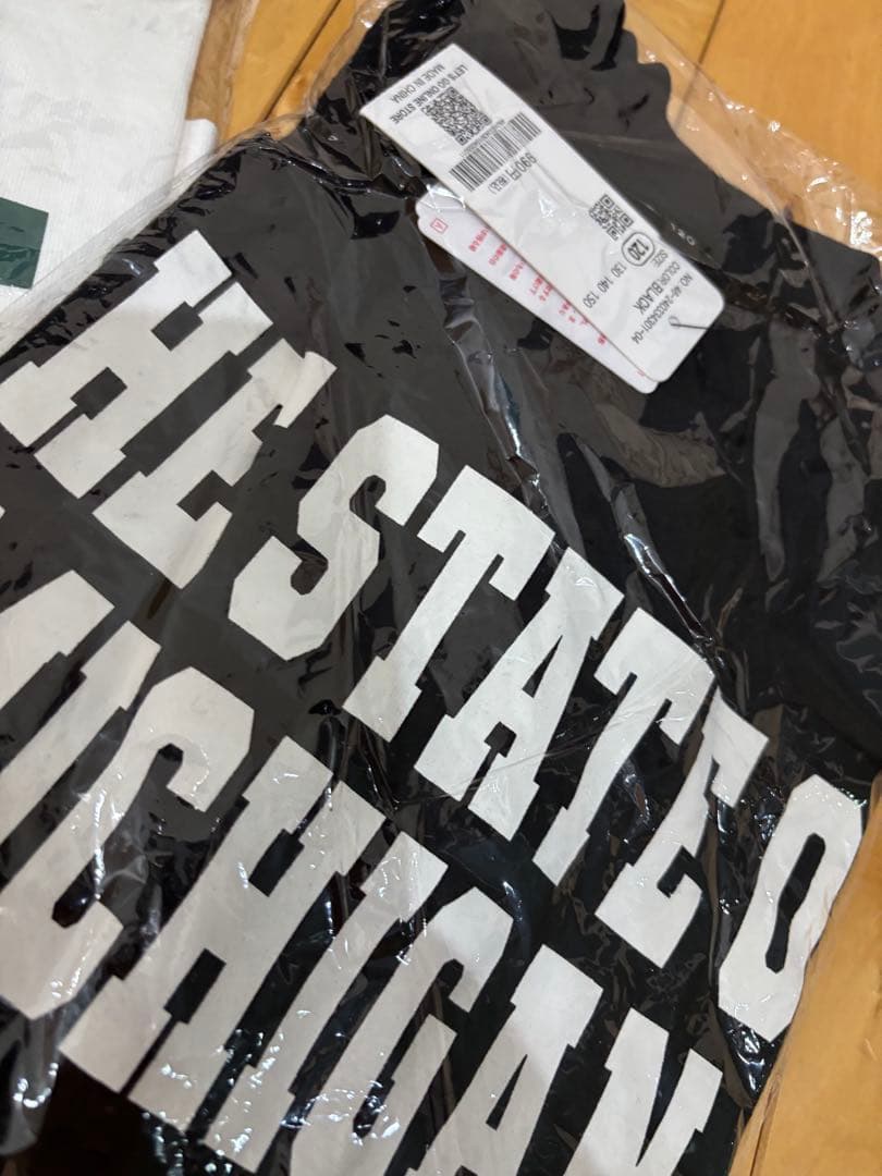 新品未開封　coca キッズ カレッジロゴTシャツ　2点セット — image 5