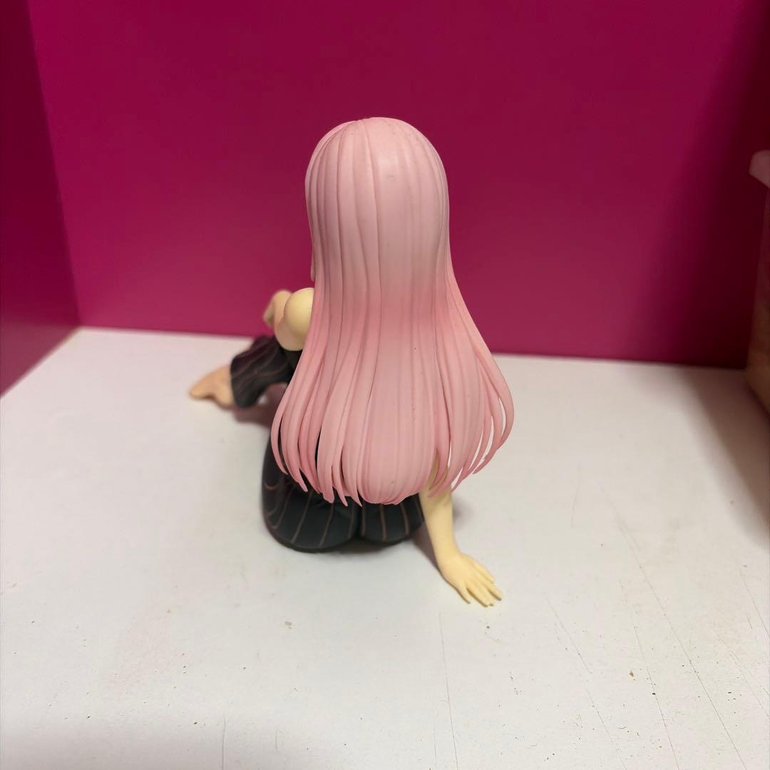 Mori Calliope フィギュア 本体 箱付き — image 2