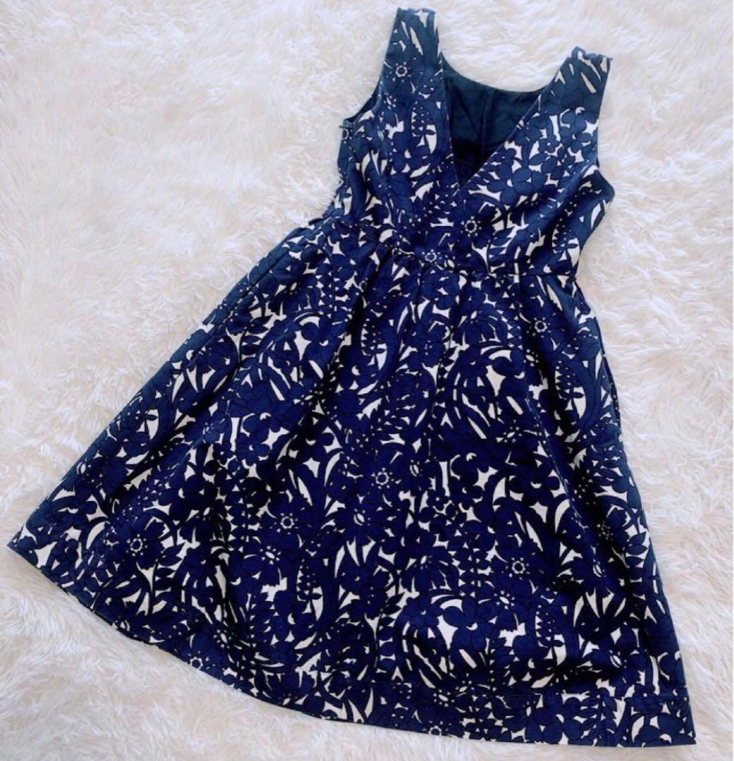 ZARA ザラ ノースリーブワンピース ネイビー ボタニカル柄 — image 2
