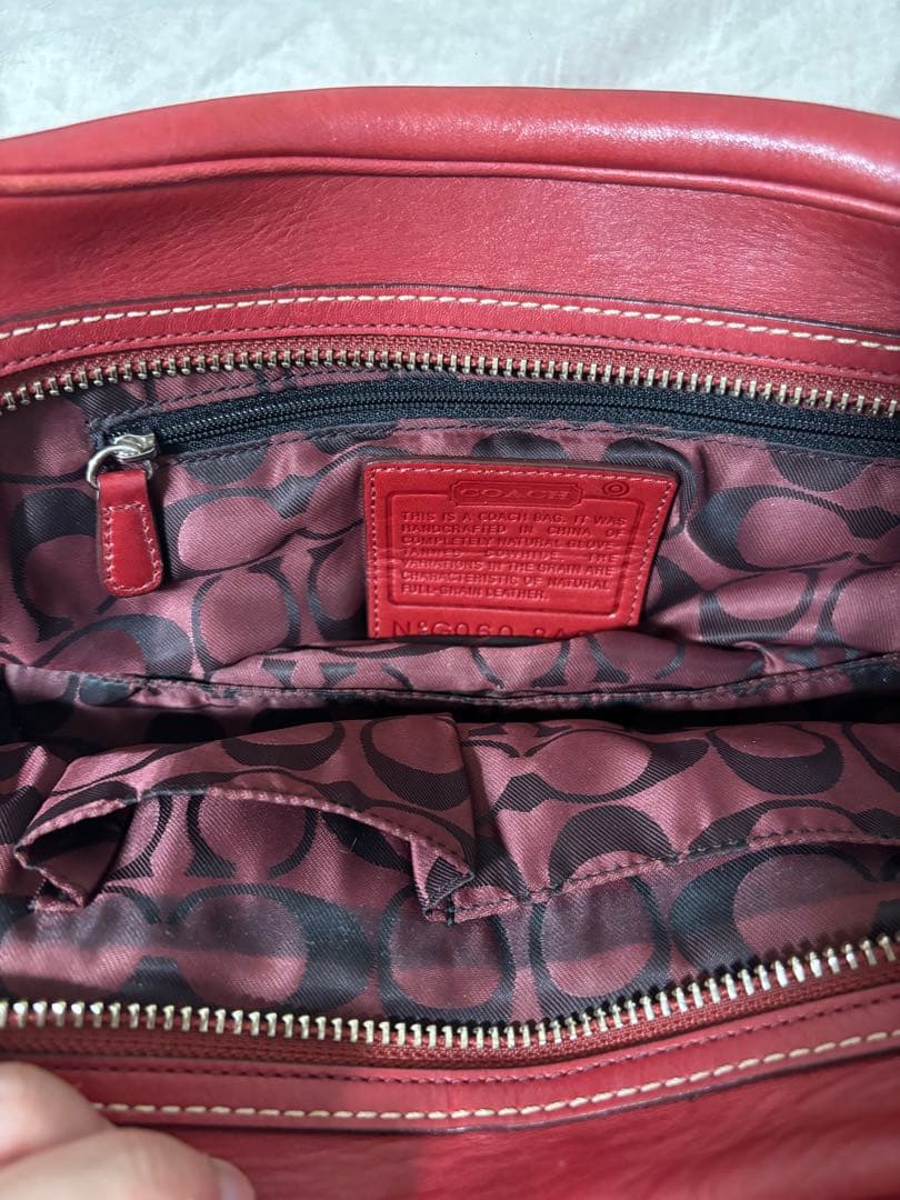COACH レザー ハンドバッグ レッド — image 2