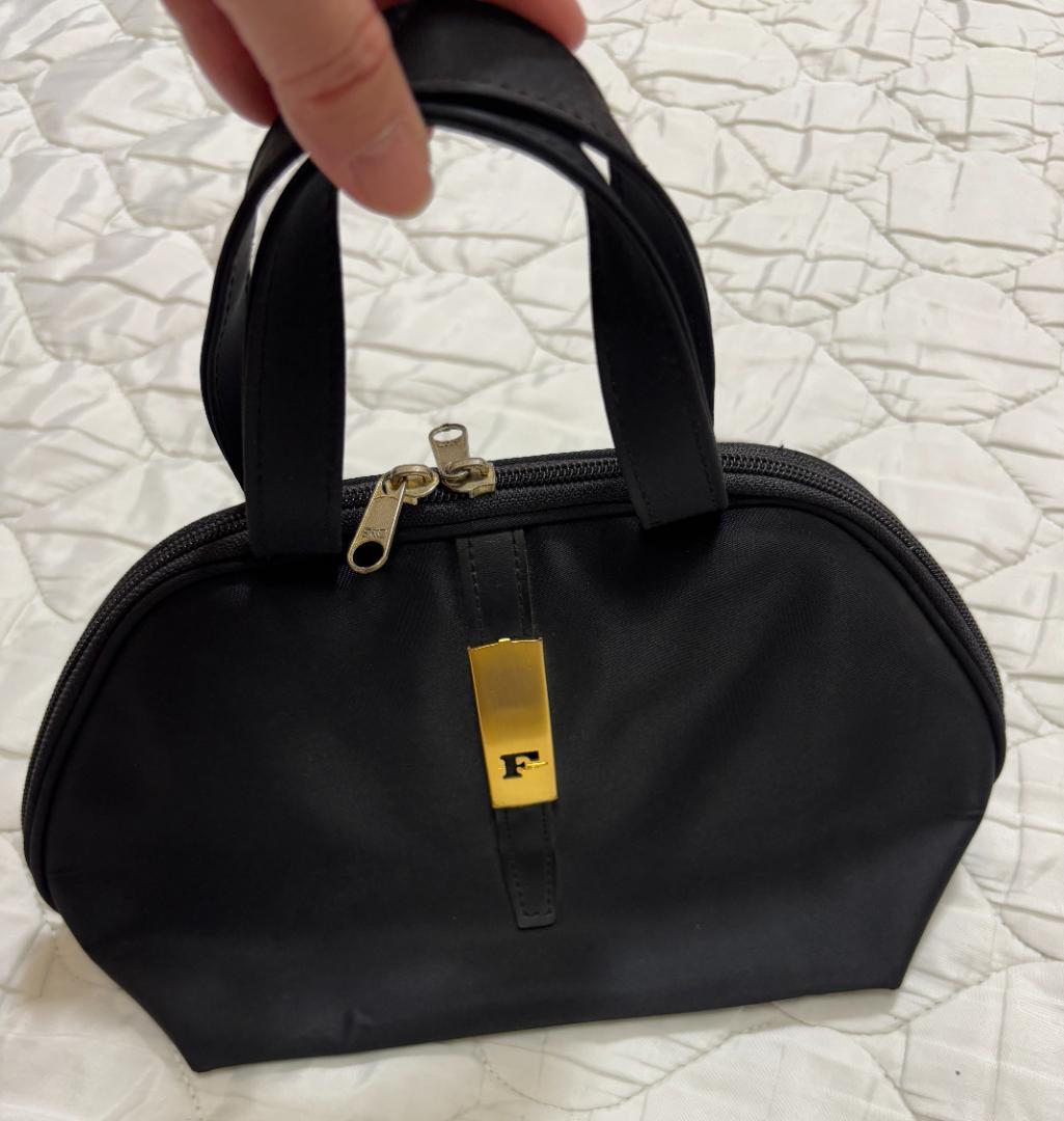 最終値下げ！フィガロパリ　黒ハンドバッグ　美品　化粧ポーチ — image 5